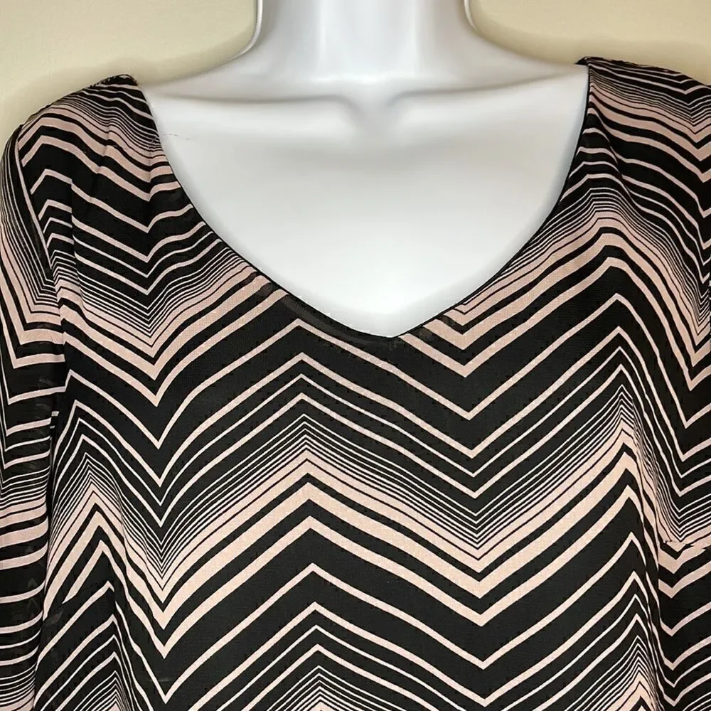 Juniors Lily Rose Pink and Black Chevron Dress